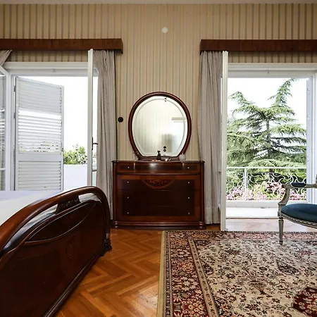 Luxury Mansion In The Heart Of Prince Island Istanbul